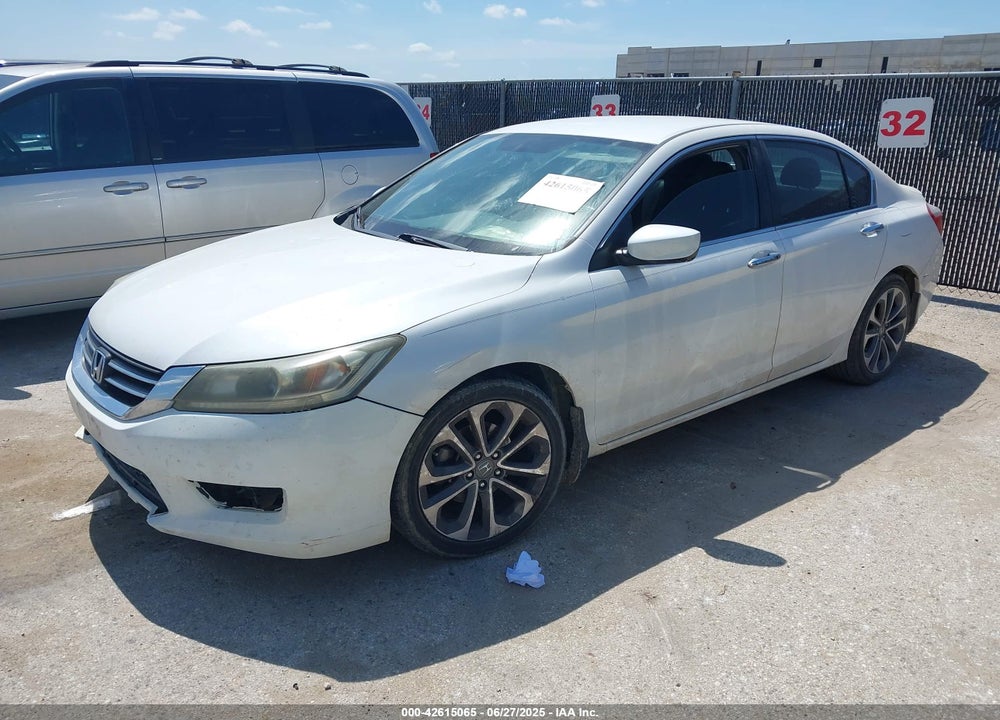 2015 HONDA ACCORD VIN: 1HGCR2F53FA066788
