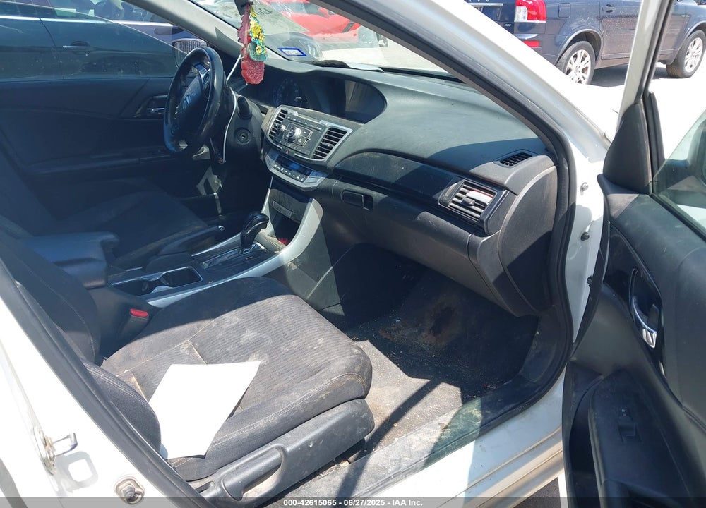 2015 HONDA ACCORD VIN: 1HGCR2F53FA066788