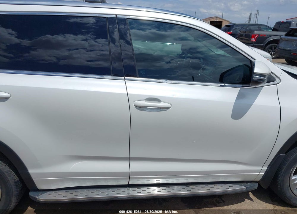 2016 TOYOTA HIGHLANDER VIN: 5TDYKRFH8GS122787