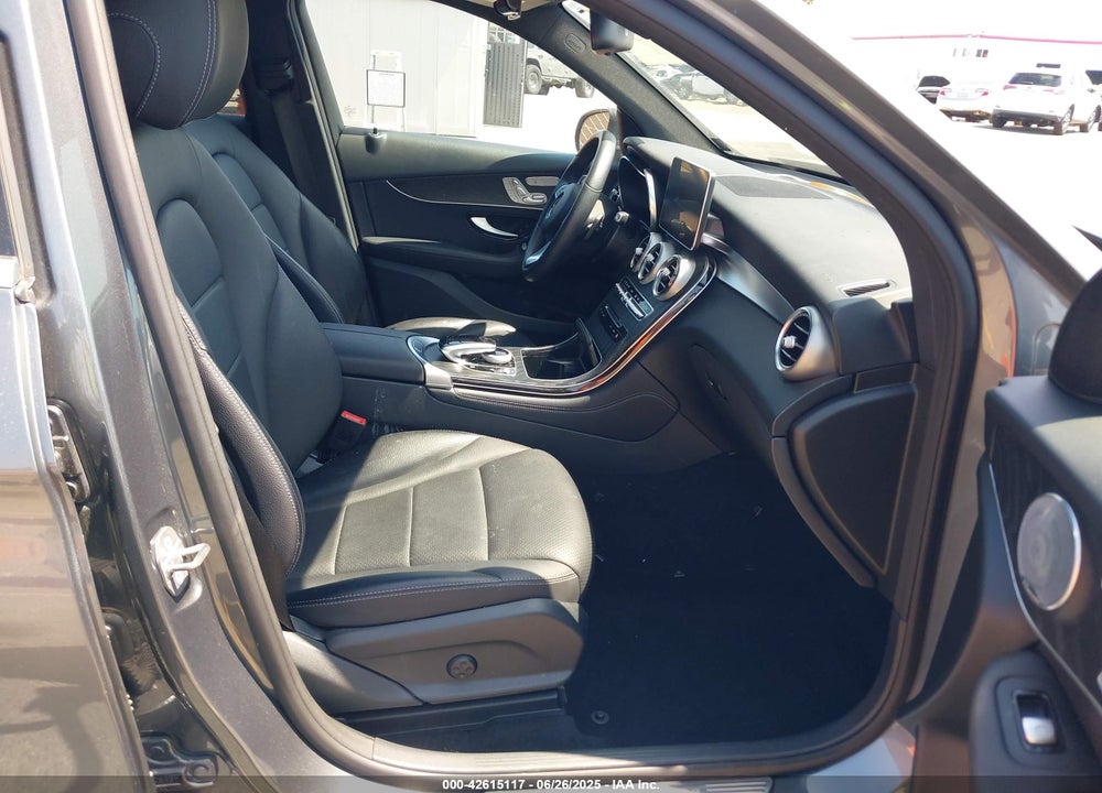 2017 MERCEDES-BENZ GLC 300 VIN: WDC0G4JB0HV009633