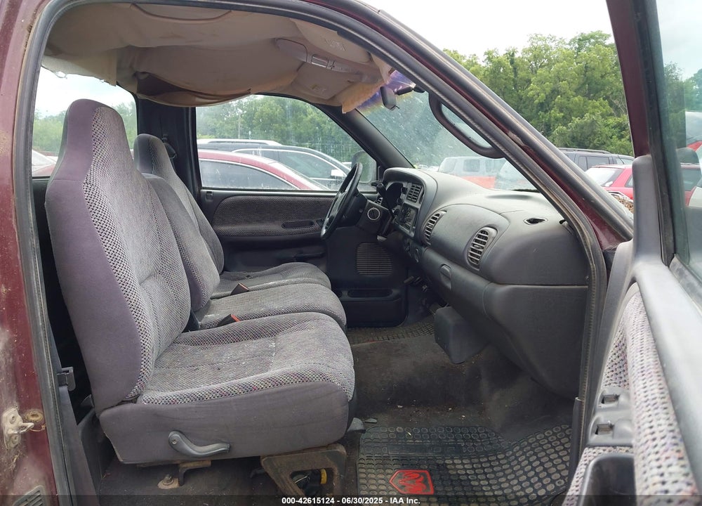 2000 DODGE RAM 1500 ST VIN: 1B7HC16Y8YS616767