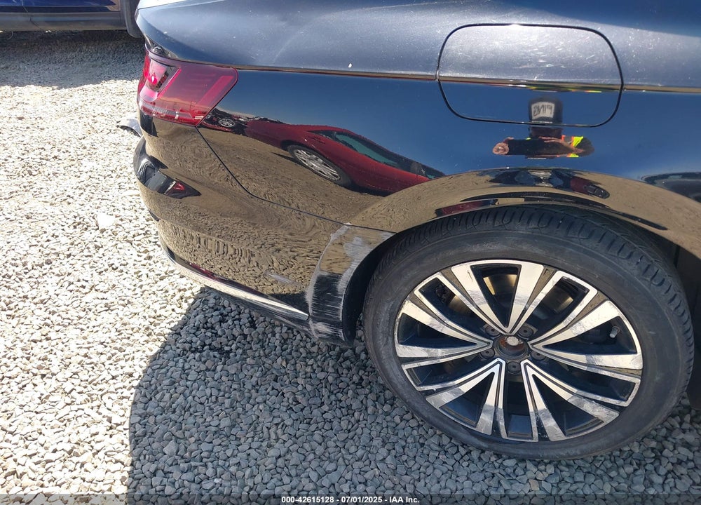 2019 VOLKSWAGEN ARTEON VIN: WVWBR7AN6KE000396