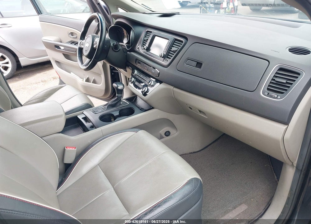 2017 KIA SEDONA LX VIN: KNDMB5C15H6247892