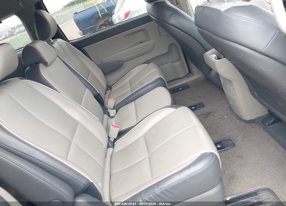 2017 KIA SEDONA LX VIN: KNDMB5C15H6247892