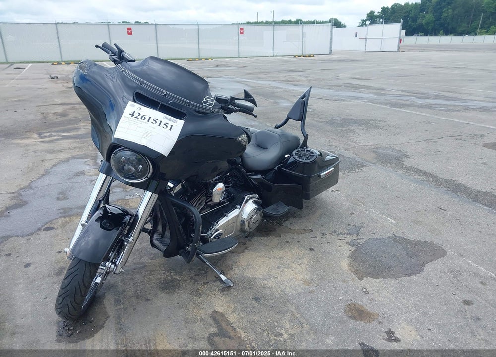 2014 HARLEY-DAVIDSON FLHXS STREET GLIDE SPECIAL VIN: 1HD1KRM17EB641713