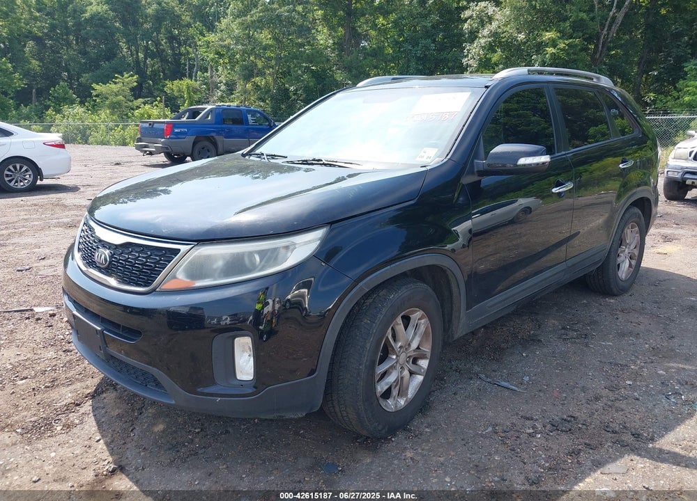2014 KIA SORENTO VIN: 5XYKT3A65EG445145