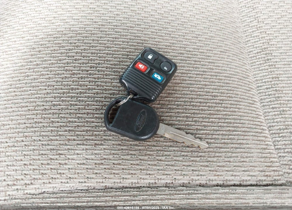 2002 FORD WINDSTAR LX VIN: 2FMZA51422BA81048