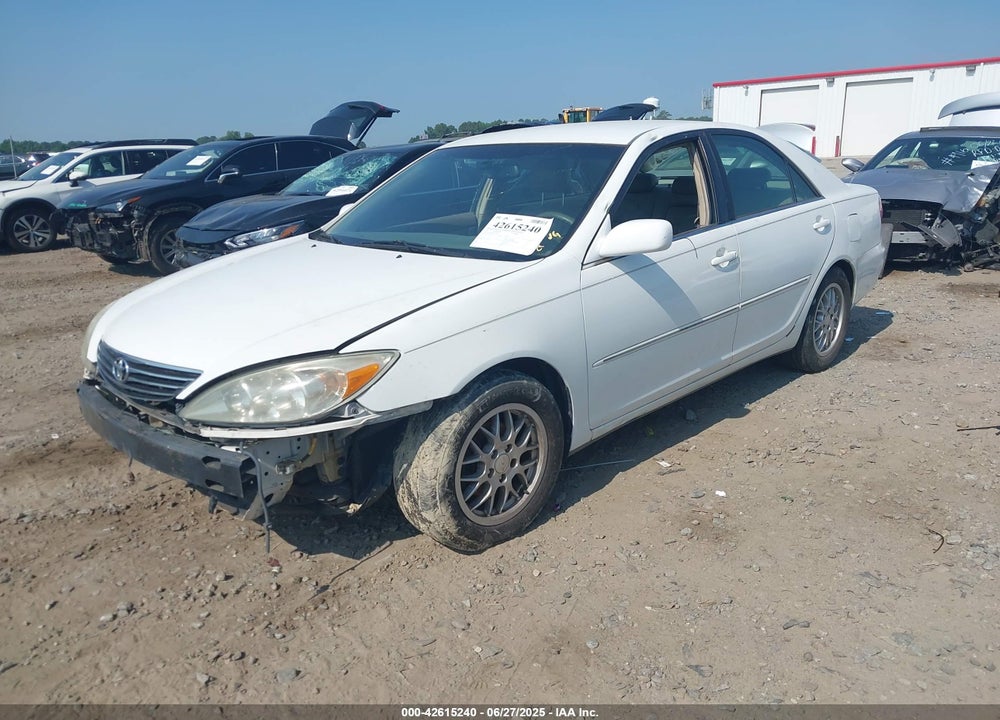 2005 TOYOTA CAMRY XLE VIN: 4T1BE32K35U581807