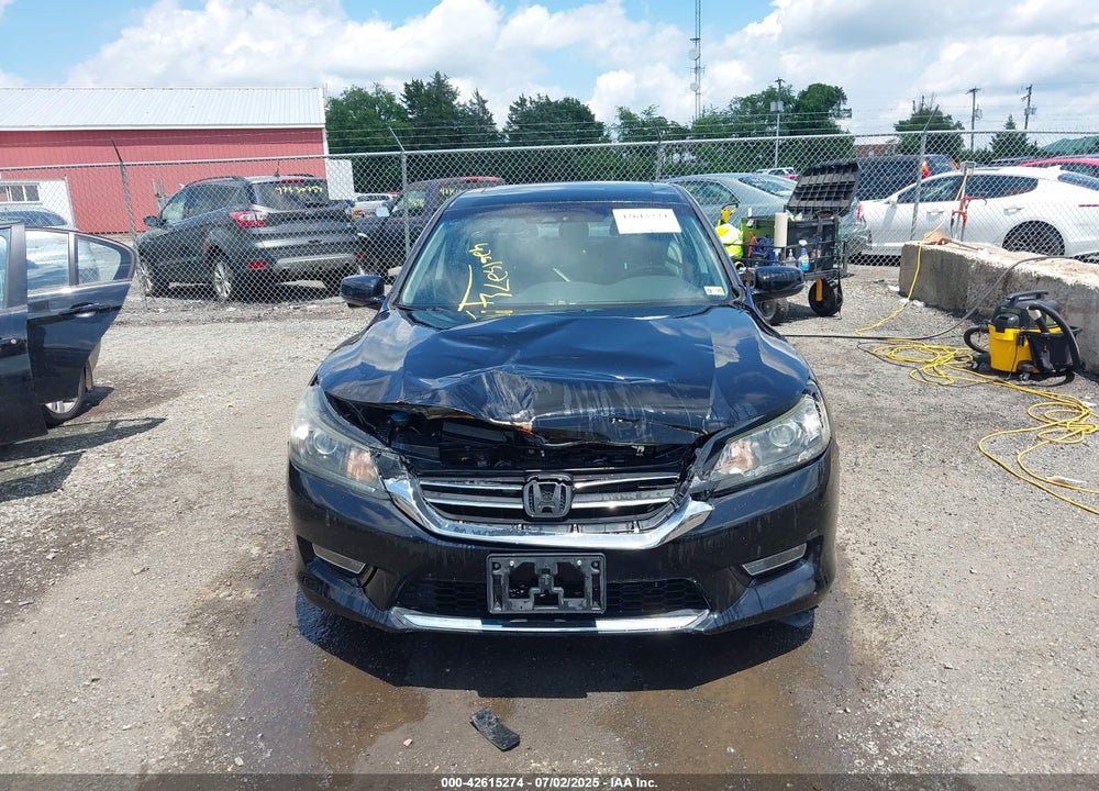 2013 HONDA ACCORD VIN: 1HGCR2F87DA283767