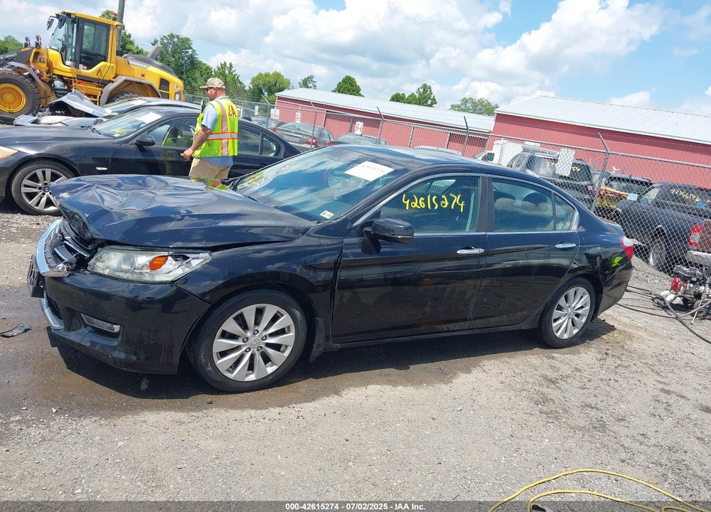2013 HONDA ACCORD VIN: 1HGCR2F87DA283767