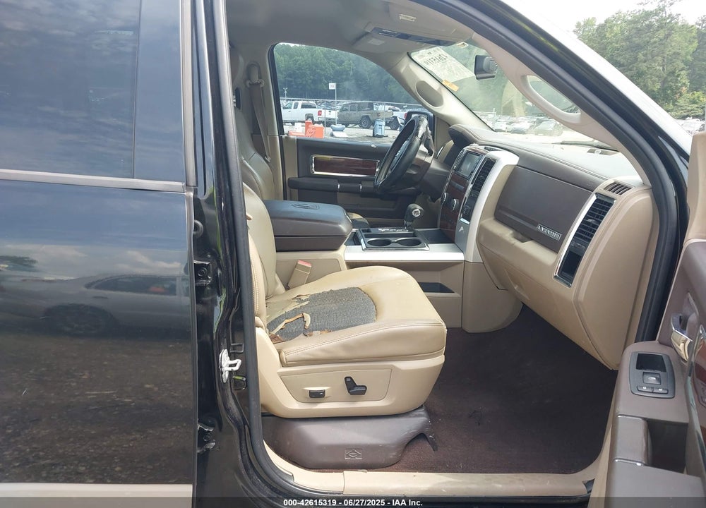 2010 DODGE RAM 1500 VIN: 1D7RB1CT2AS121461