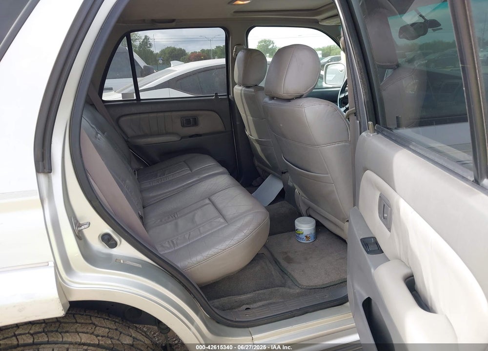 2002 TOYOTA 4RUNNER SR5 V6 VIN: JT3GN86RX20245464