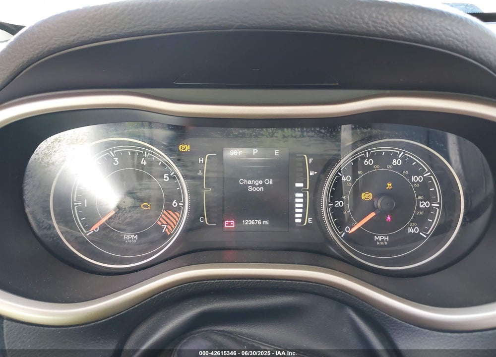 2015 JEEP CHEROKEE VIN: 1C4PJLCB0FW790917
