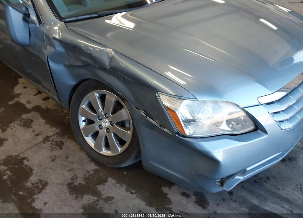 2005 TOYOTA AVALON XLS VIN: 4T1BK36B75U038382
