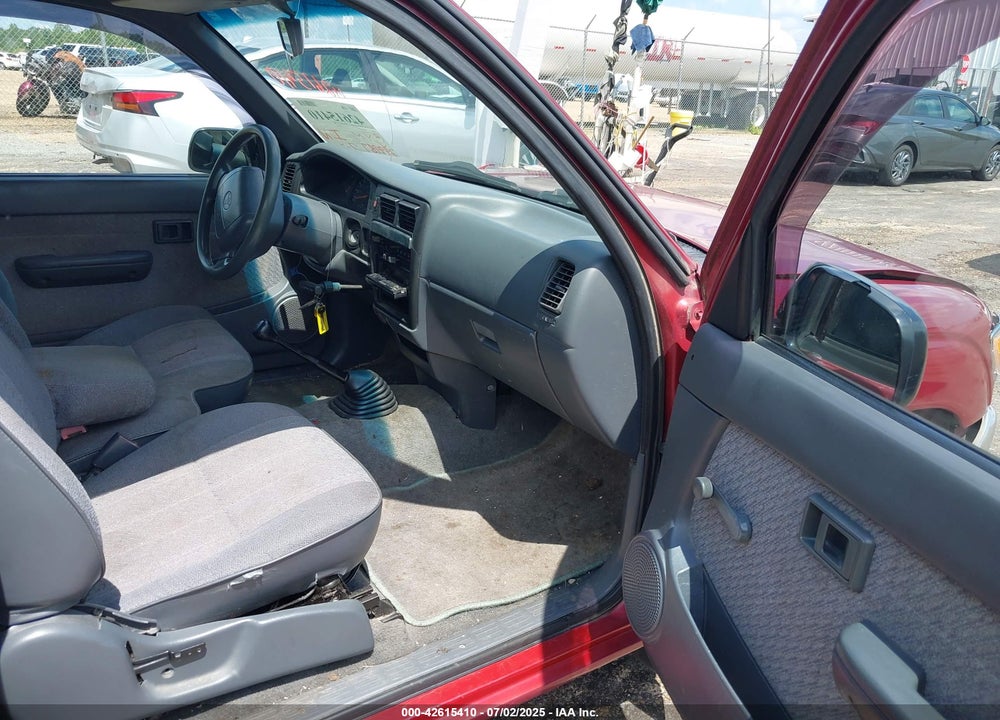 1996 TOYOTA TACOMA XTRACAB VIN: 4TAVL52NXTZ136179