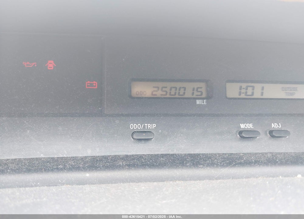 2001 TOYOTA AVALON XL VIN: 4T1BF28B71U131330