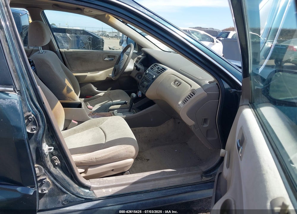 2001 HONDA ACCORD VALUE PACKAGE VIN: 1HGCF86601A031493