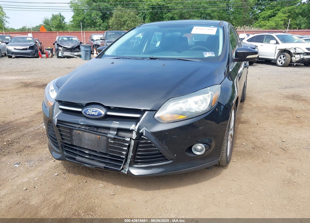 2014 FORD FOCUS VIN: 1FADP3N2XEL319782