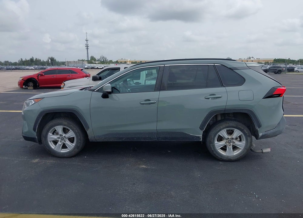 2021 TOYOTA RAV4 XLE VIN: 2T3W1RFV6MW148931