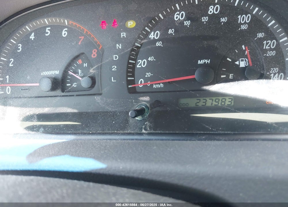 2004 TOYOTA CAMRY XLE VIN: 4T1BE30K04U275603