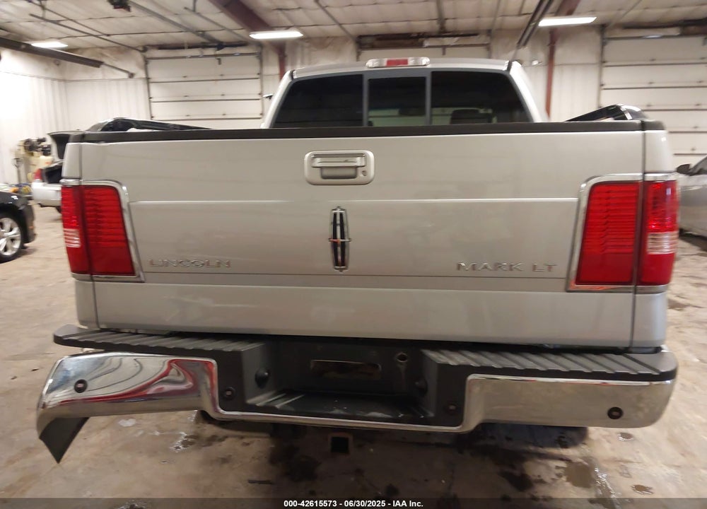 2007 LINCOLN MARK LT VIN: 5LTPW18517FJ00843