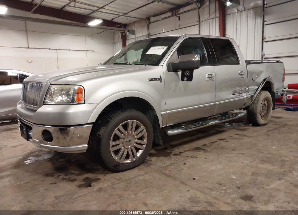 2007 LINCOLN MARK LT VIN: 5LTPW18517FJ00843