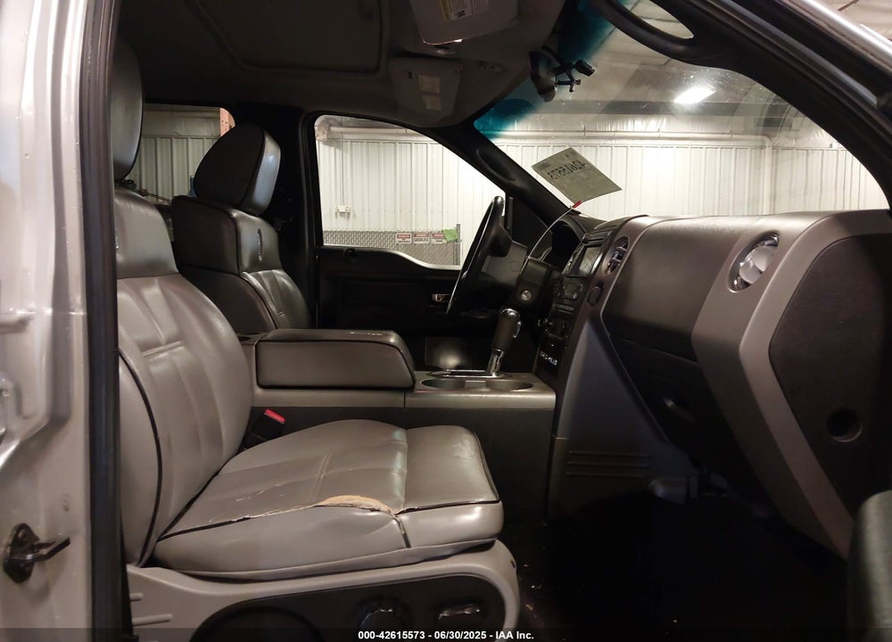 2007 LINCOLN MARK LT VIN: 5LTPW18517FJ00843