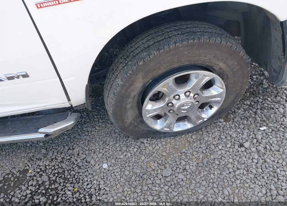 2024 RAM 2500 VIN: 3C6UR5DL5RG303820