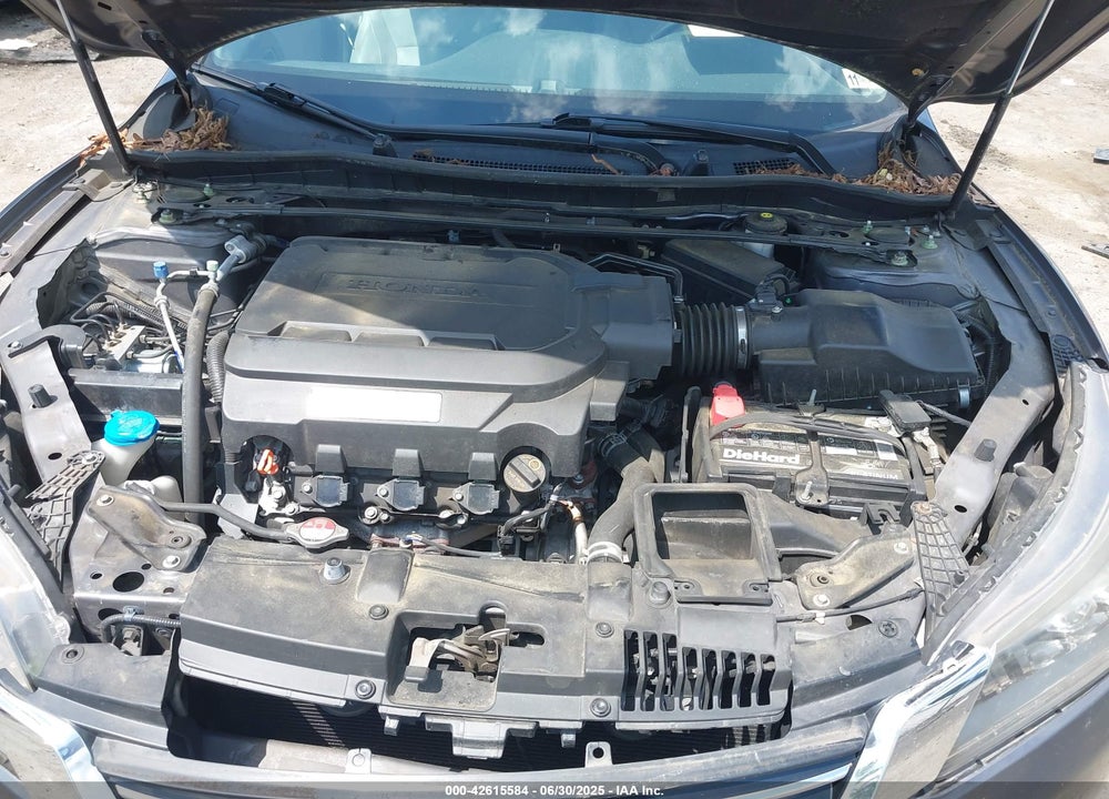 2014 HONDA ACCORD VIN: 1HGCR3F93EA010731