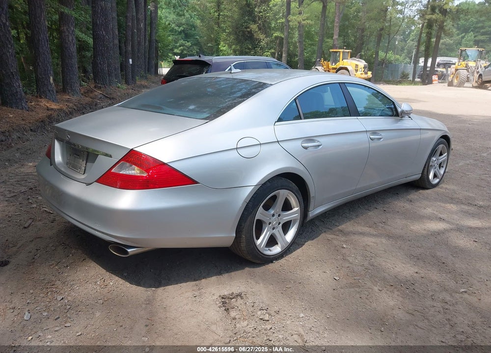 2007 MERCEDES-BENZ CLS 550 VIN: WDDDJ72X67A093411