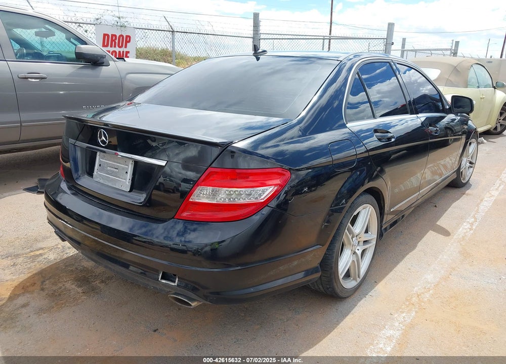 2009 MERCEDES-BENZ C 300 LUXURY/SPORT VIN: WDDGF54X09F230297