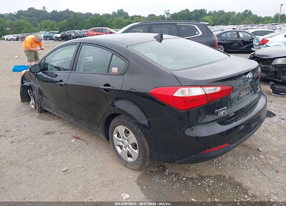 2016 KIA FORTE VIN: KNAFK4A6XG5446567