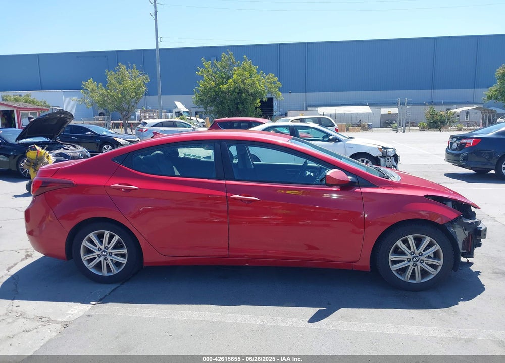 2015 HYUNDAI ELANTRA VIN: KMHDH4AE9FU355161