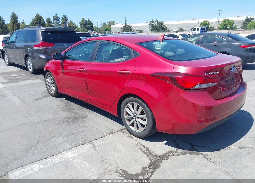 2015 HYUNDAI ELANTRA VIN: KMHDH4AE9FU355161