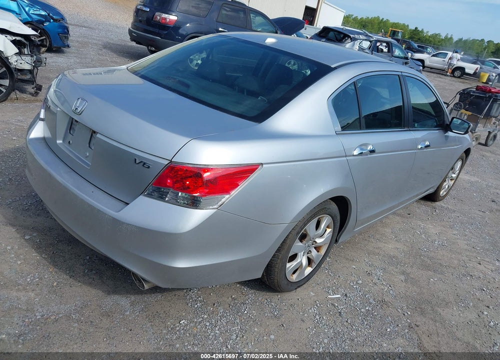2010 HONDA ACCORD VIN: 1HGCP3F85AA000449