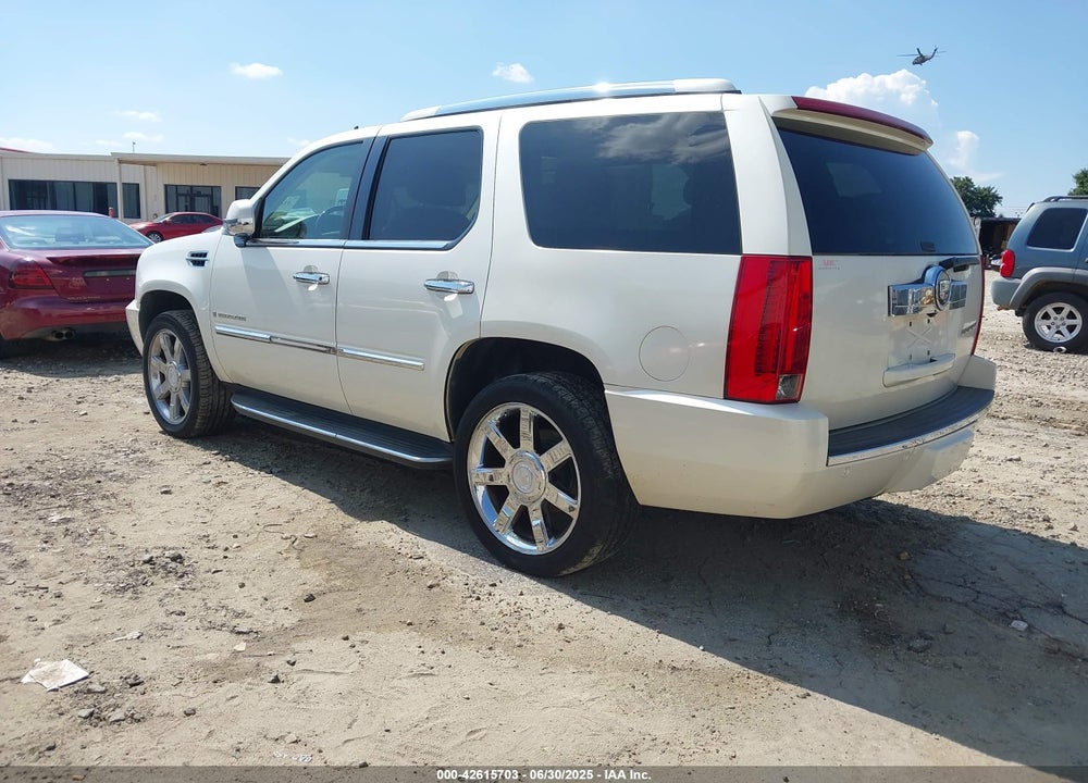 2007 CADILLAC ESCALADE VIN: 1GYEC63827R258831
