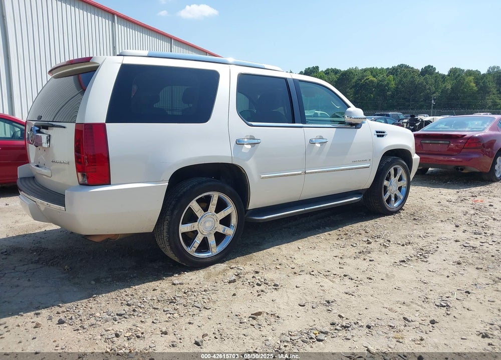 2007 CADILLAC ESCALADE VIN: 1GYEC63827R258831