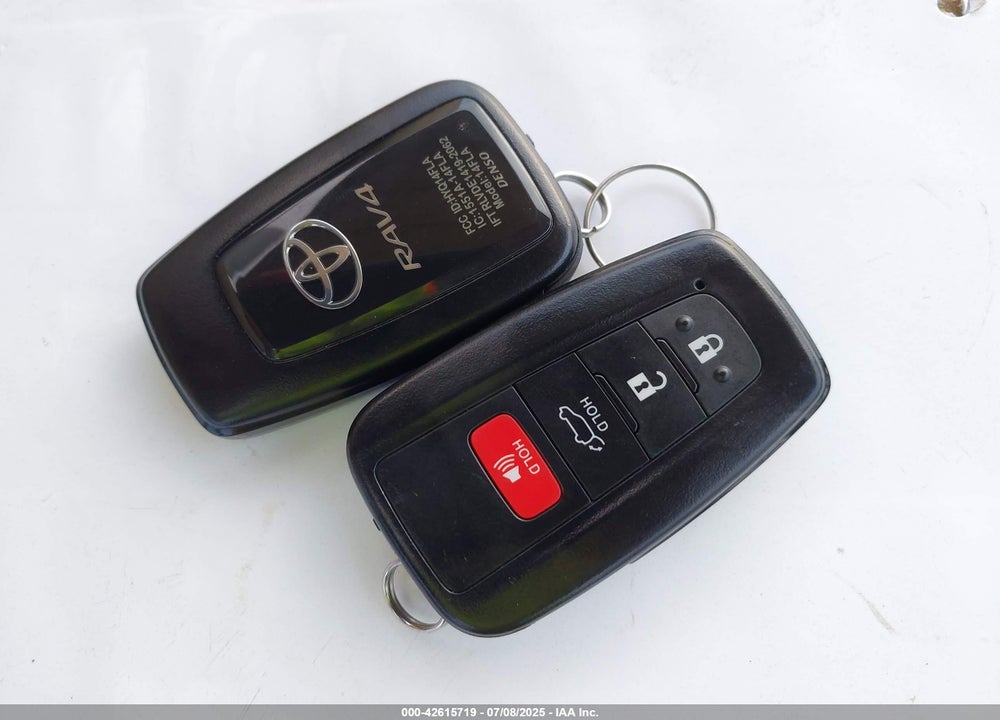 2024 TOYOTA RAV4 VIN: 2T3W1RFV9RC300760