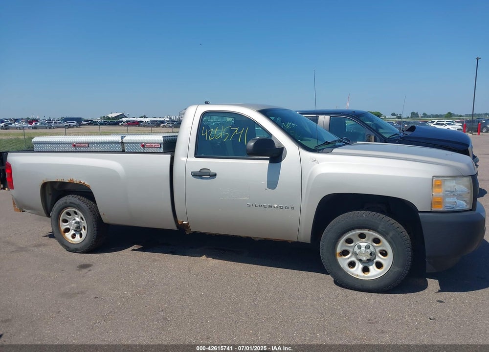 2009 CHEVROLET SILVERADO 1500 VIN: 1GCEC14XX9Z152211