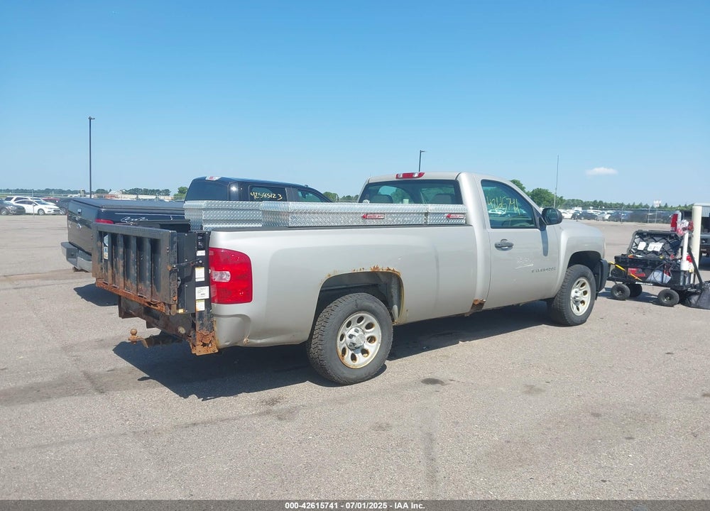 2009 CHEVROLET SILVERADO 1500 VIN: 1GCEC14XX9Z152211