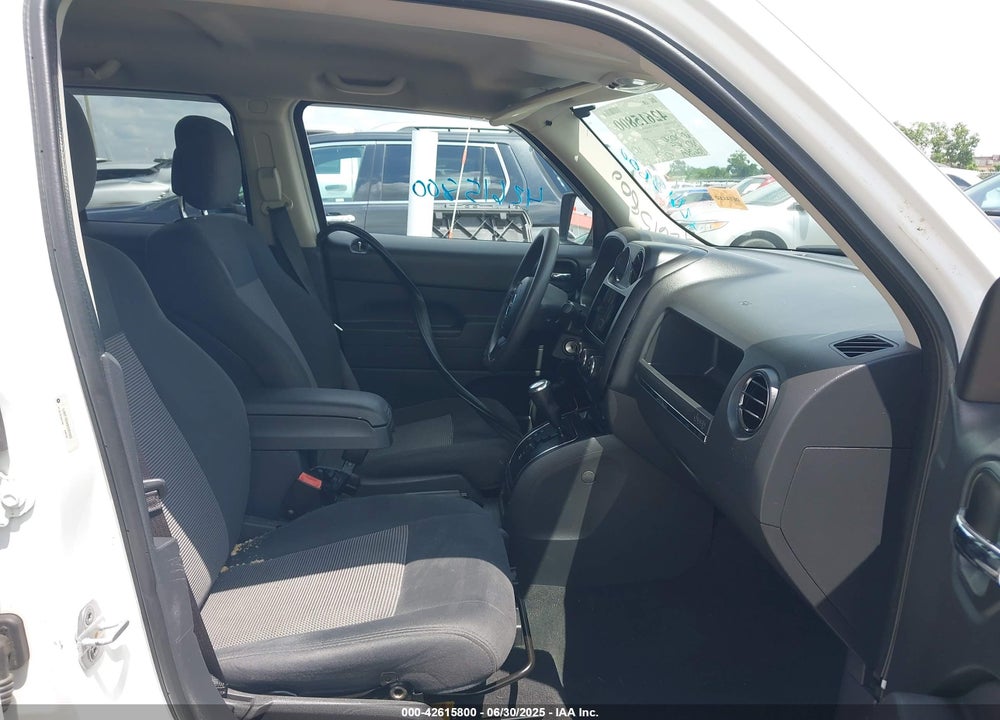 2011 JEEP PATRIOT VIN: 1J4NT1GAXBD287693