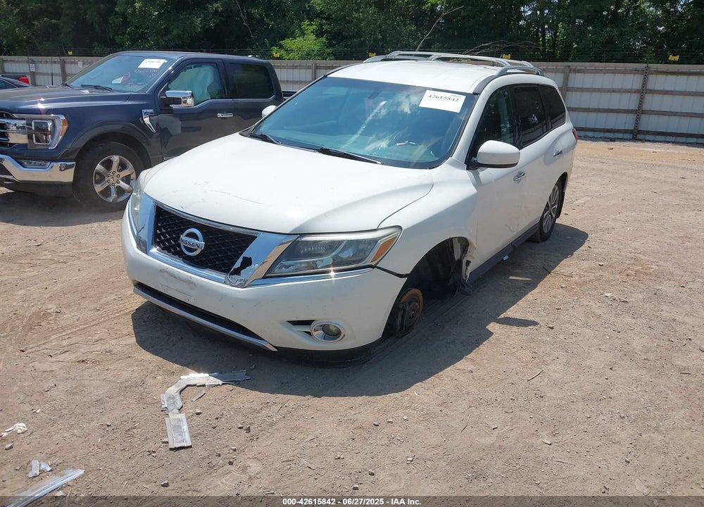 2015 NISSAN PATHFINDER VIN: 5N1AR2MN2FC709477