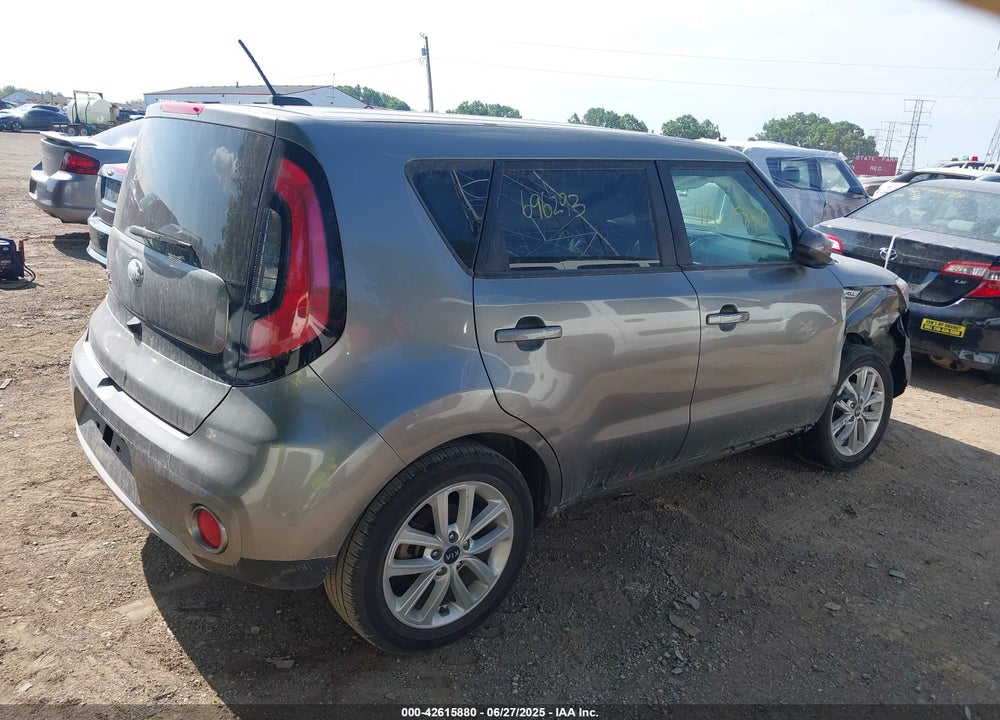 2019 KIA SOUL VIN: KNDJP3A53K7696293
