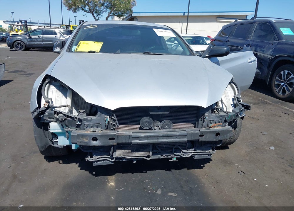 2012 HYUNDAI GENESIS VIN: KMHHT6KD2CU065955