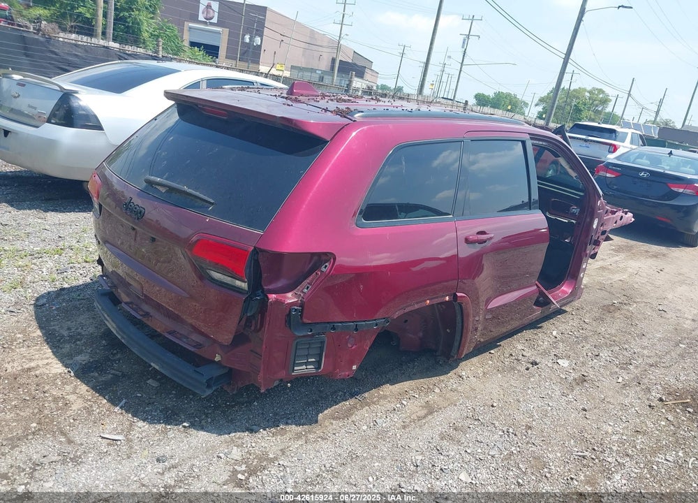 2018 JEEP GRAND CHEROKEE VIN: 1C4RJFAG5JC376406