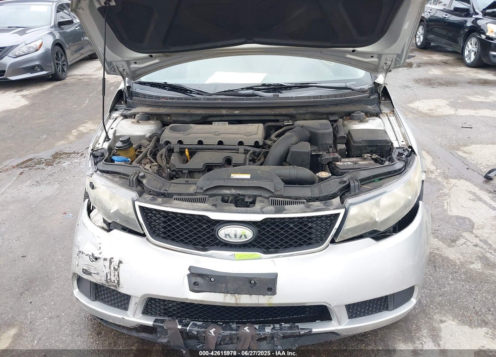 2010 KIA FORTE EX VIN: KNAFU4A25A5823949