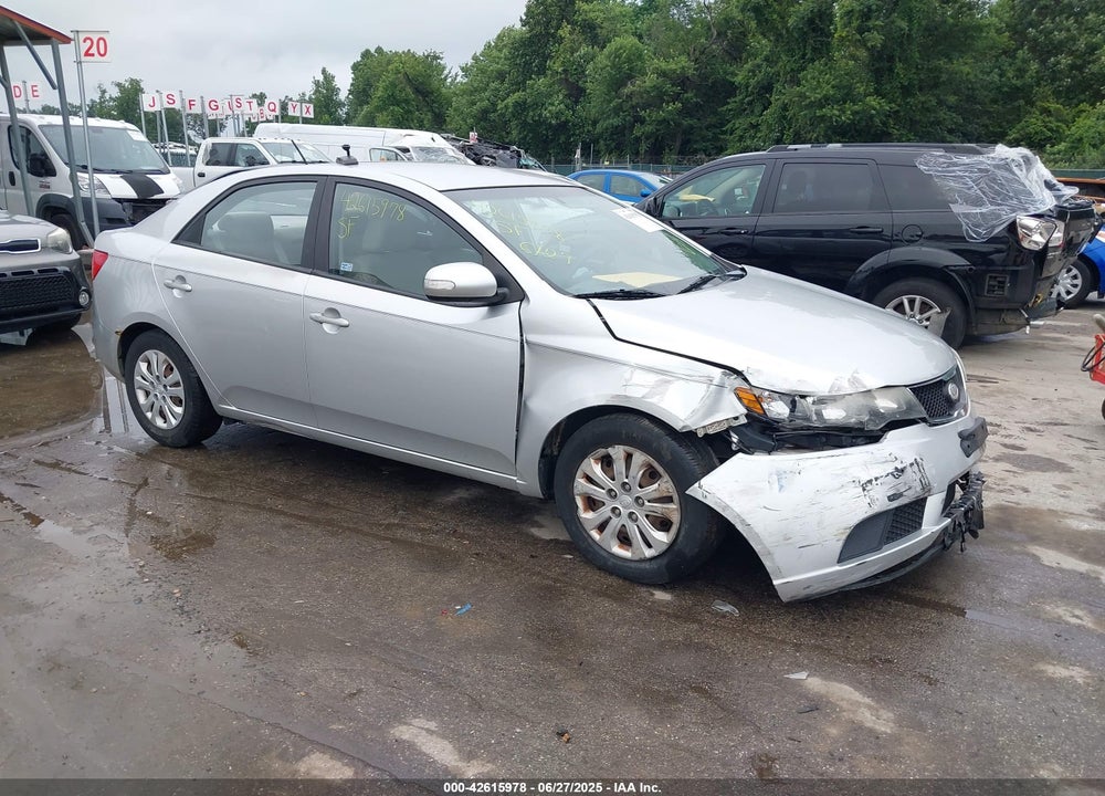 2010 KIA FORTE EX VIN: KNAFU4A25A5823949