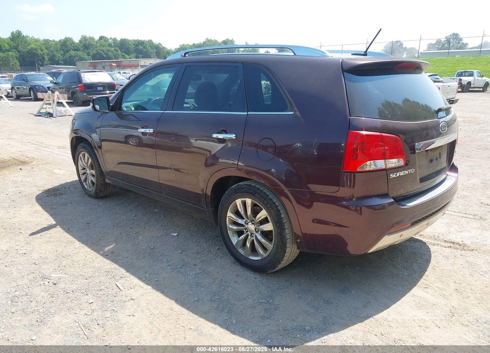 2012 KIA SORENTO VIN: 5XYKW4A26CG209417
