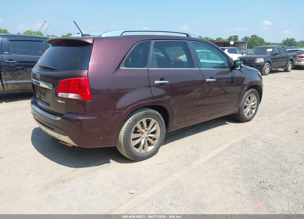 2012 KIA SORENTO VIN: 5XYKW4A26CG209417