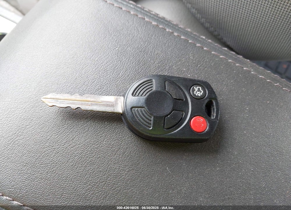 2010 FORD FUSION SE VIN: 3FAHP0HAXAR269920